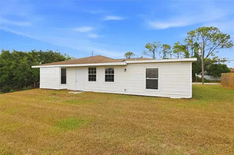 7993 Rockwell Avenue North Port FL 34291