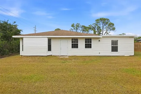 7993 Rockwell Avenue North Port FL 34291