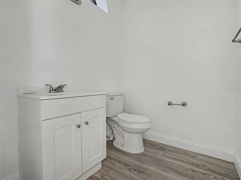 1196 Indian Bluff Apopka FL 32703