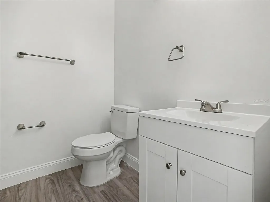 1196 Indian Bluff Apopka FL 32703