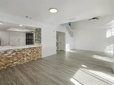 1196 Indian Bluff Apopka FL 32703
