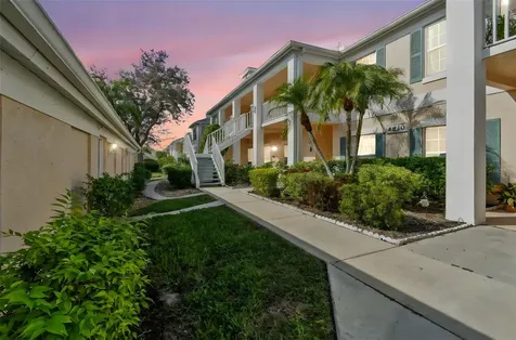 4210 Caddie Drive E Bradenton FL 34203