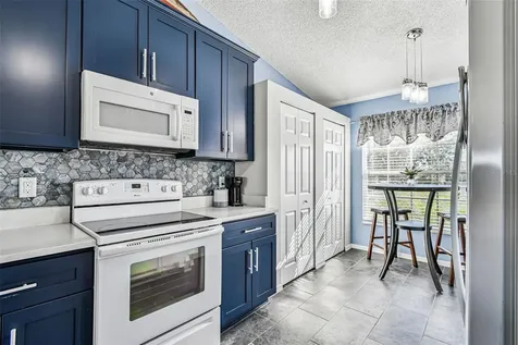 4210 Caddie Drive E Bradenton FL 34203