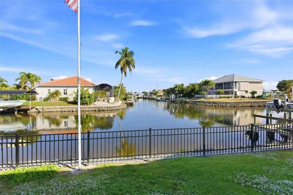 4190 Pelican Pointe Drive Punta Gorda FL 33950