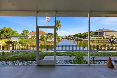 4190 Pelican Pointe Drive Punta Gorda FL 33950