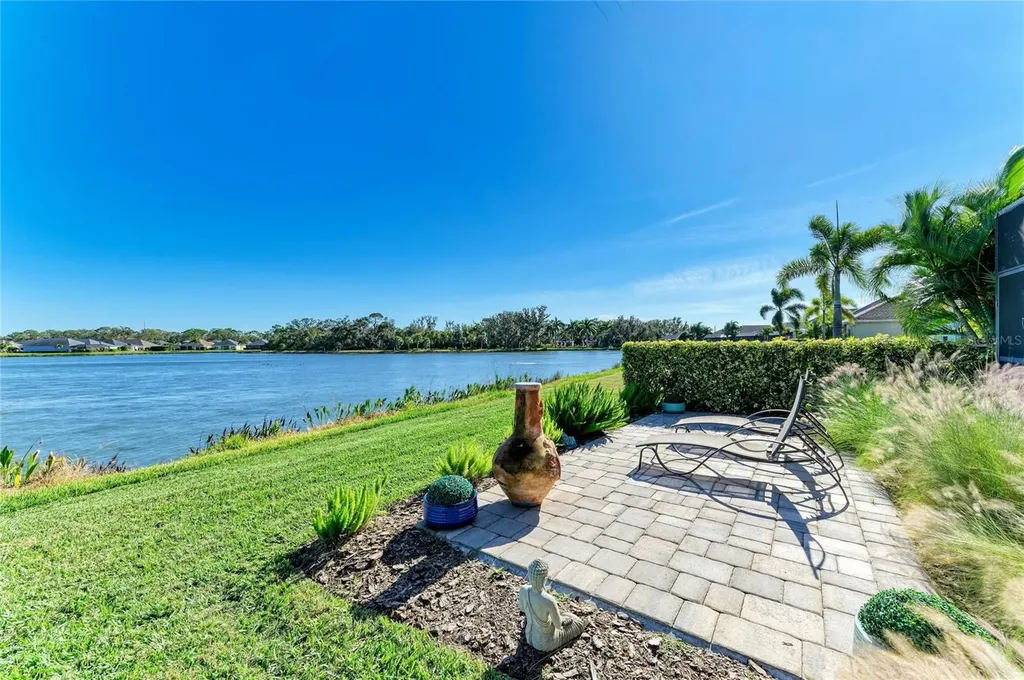 7735 Ridgelake Circle Bradenton FL 34203