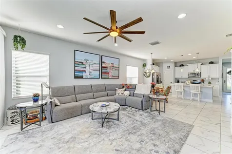 7735 Ridgelake Circle Bradenton FL 34203