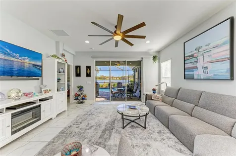 7735 Ridgelake Circle Bradenton FL 34203