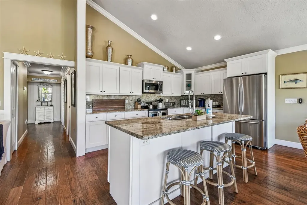 612 Fern Street Anna Maria FL 34216