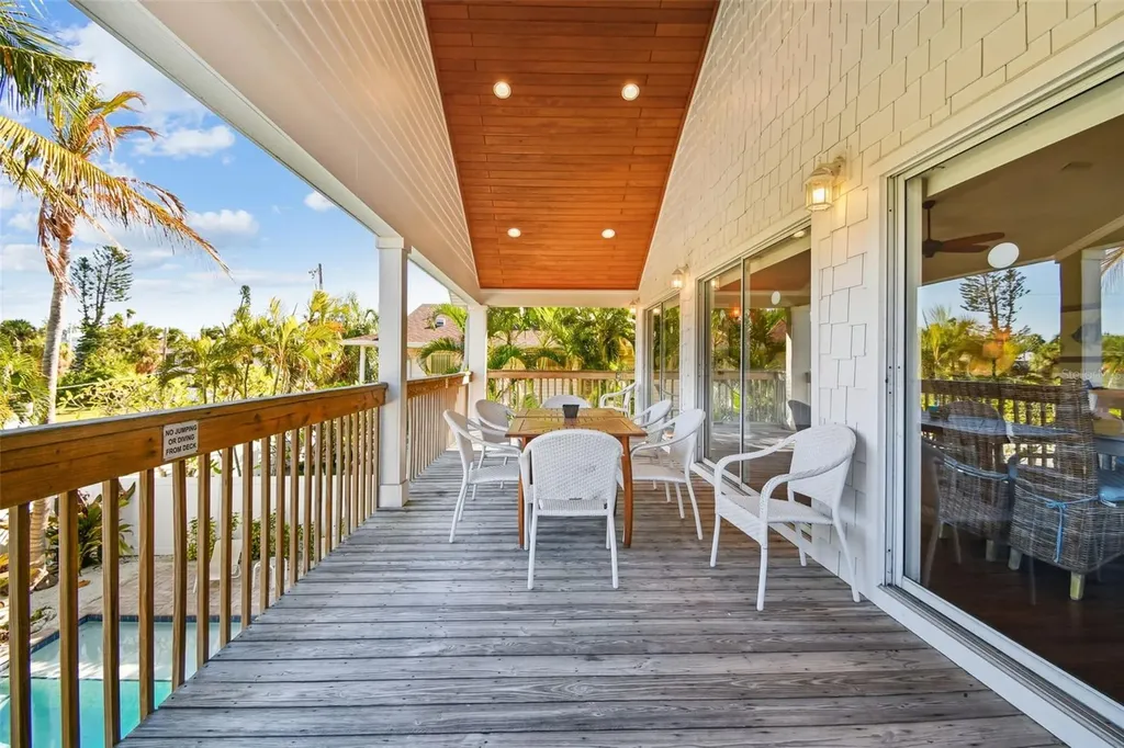 612 Fern Street Anna Maria FL 34216