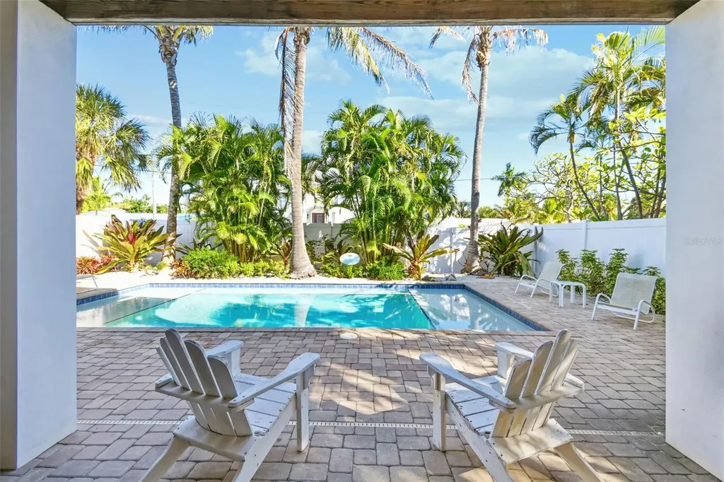 612 Fern Street Anna Maria FL 34216