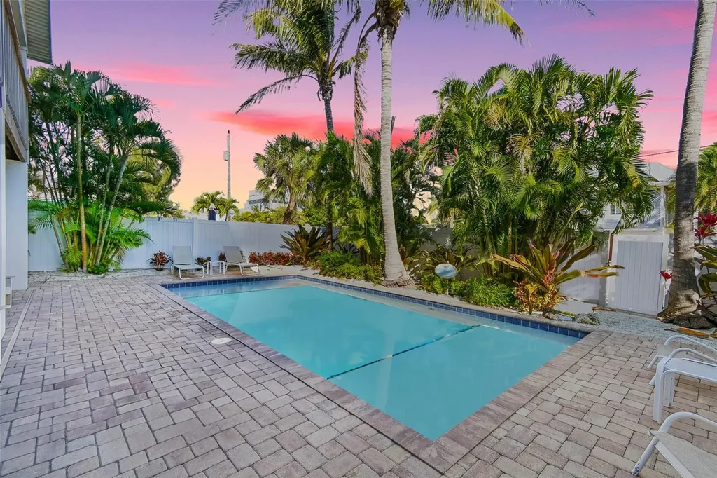 612 Fern Street Anna Maria FL 34216