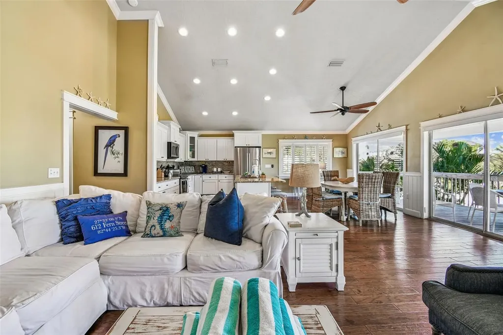 612 Fern Street Anna Maria FL 34216