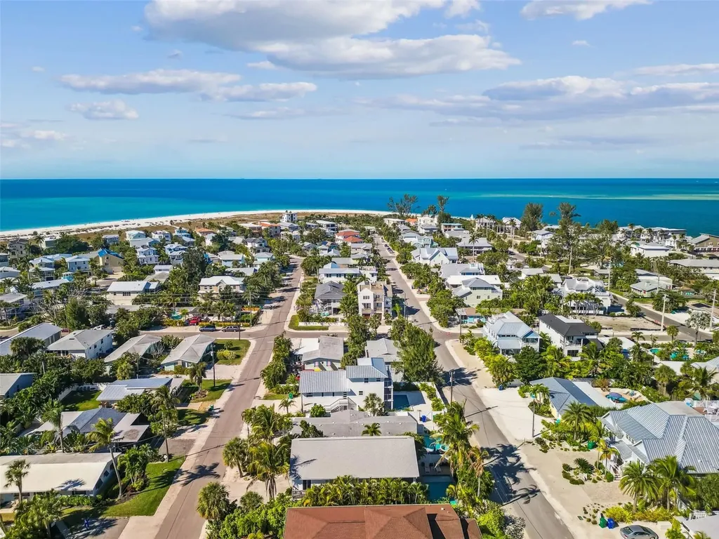 612 Fern Street Anna Maria FL 34216