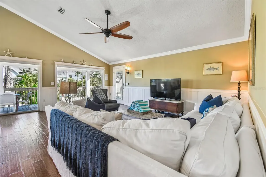 612 Fern Street Anna Maria FL 34216
