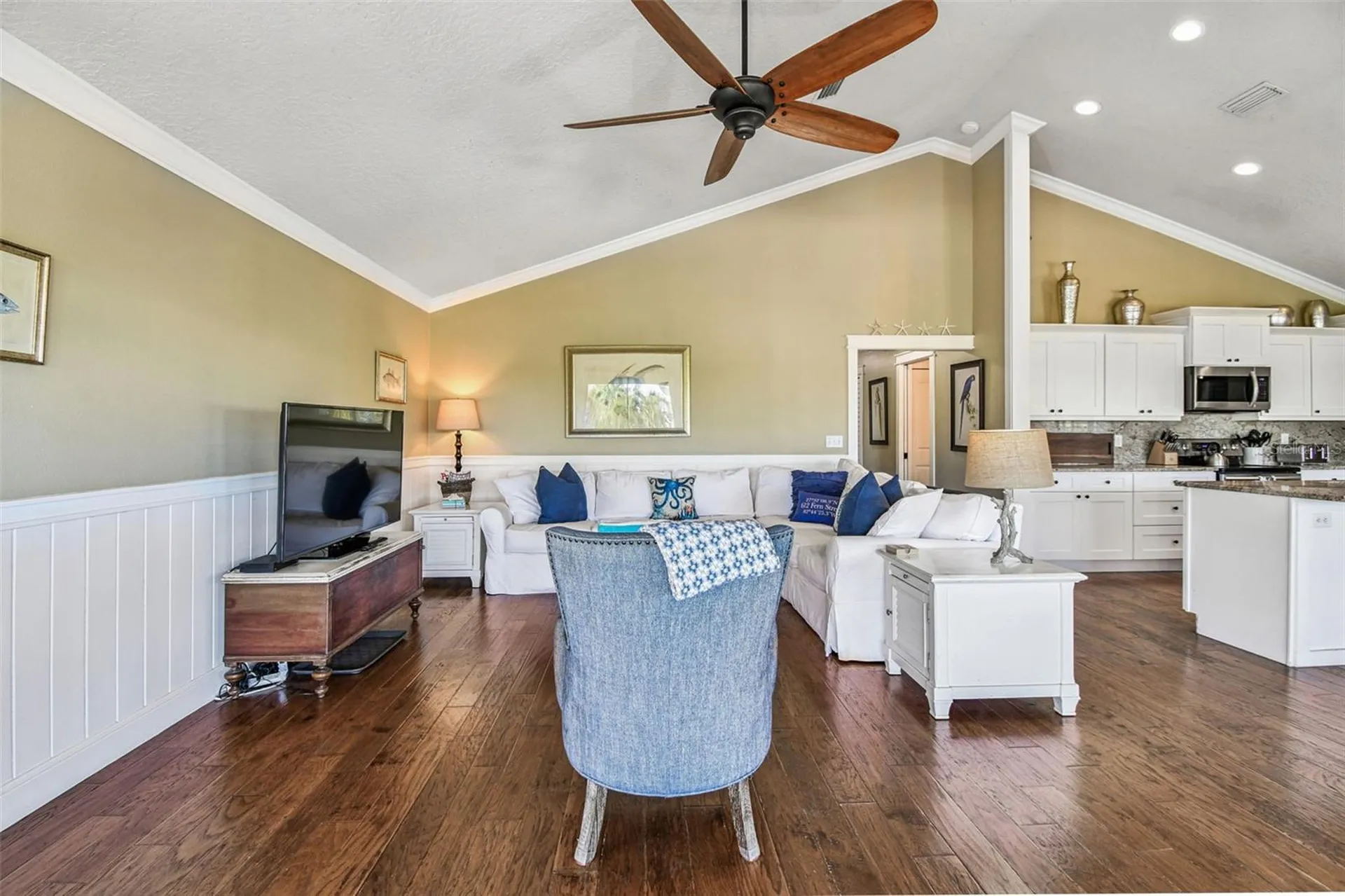 612 Fern Street Anna Maria FL 34216