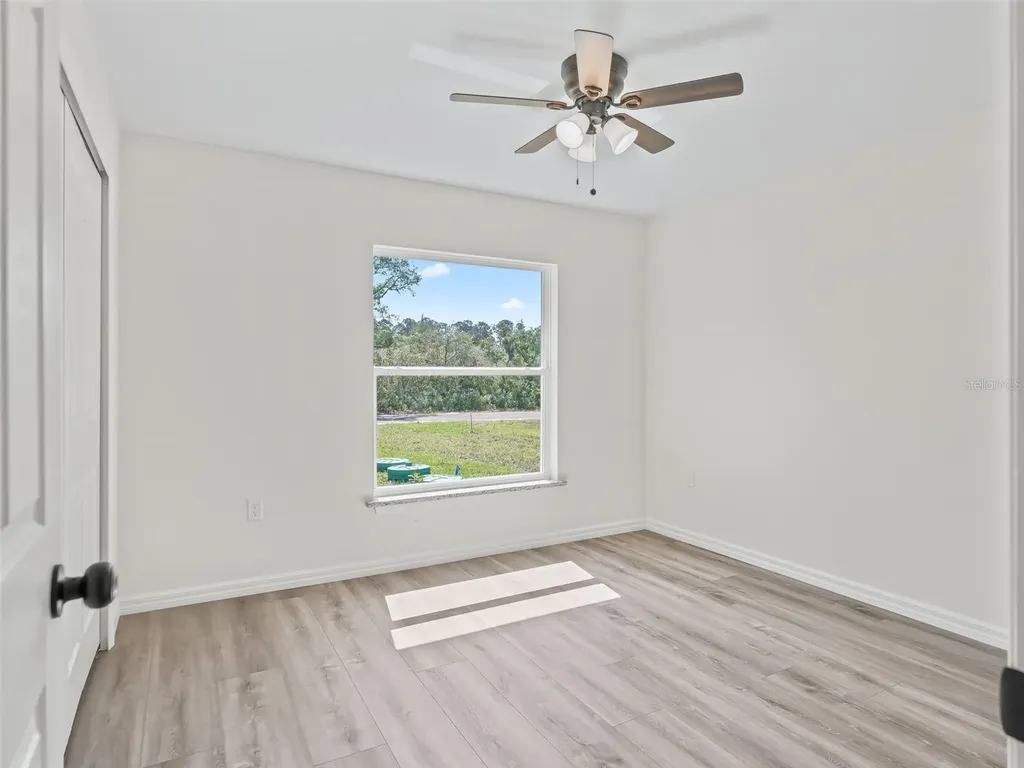 118 Bay Drive Ocklawaha FL 32179