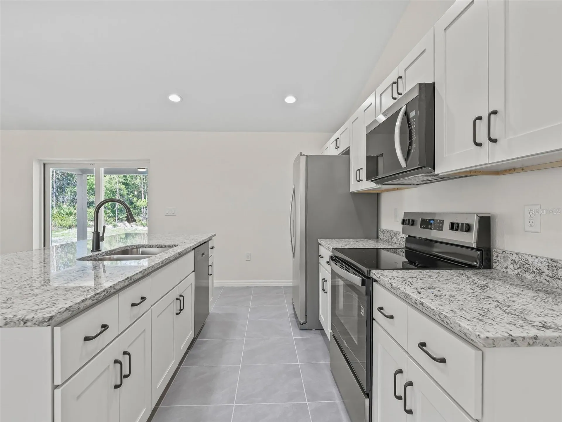 118 Bay Drive Ocklawaha FL 32179