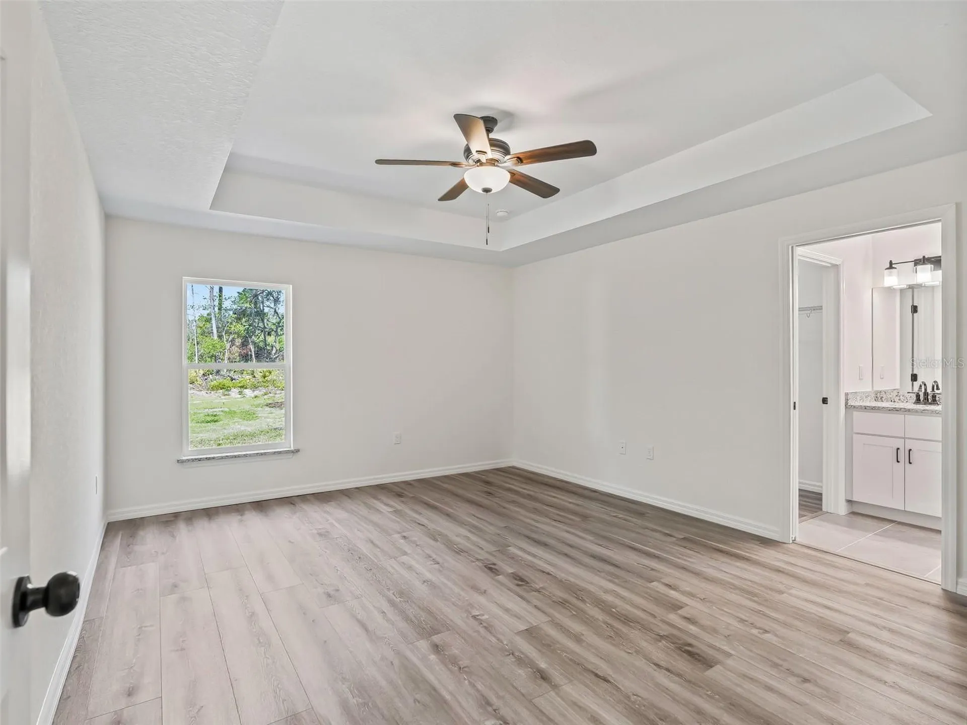 118 Bay Drive Ocklawaha FL 32179