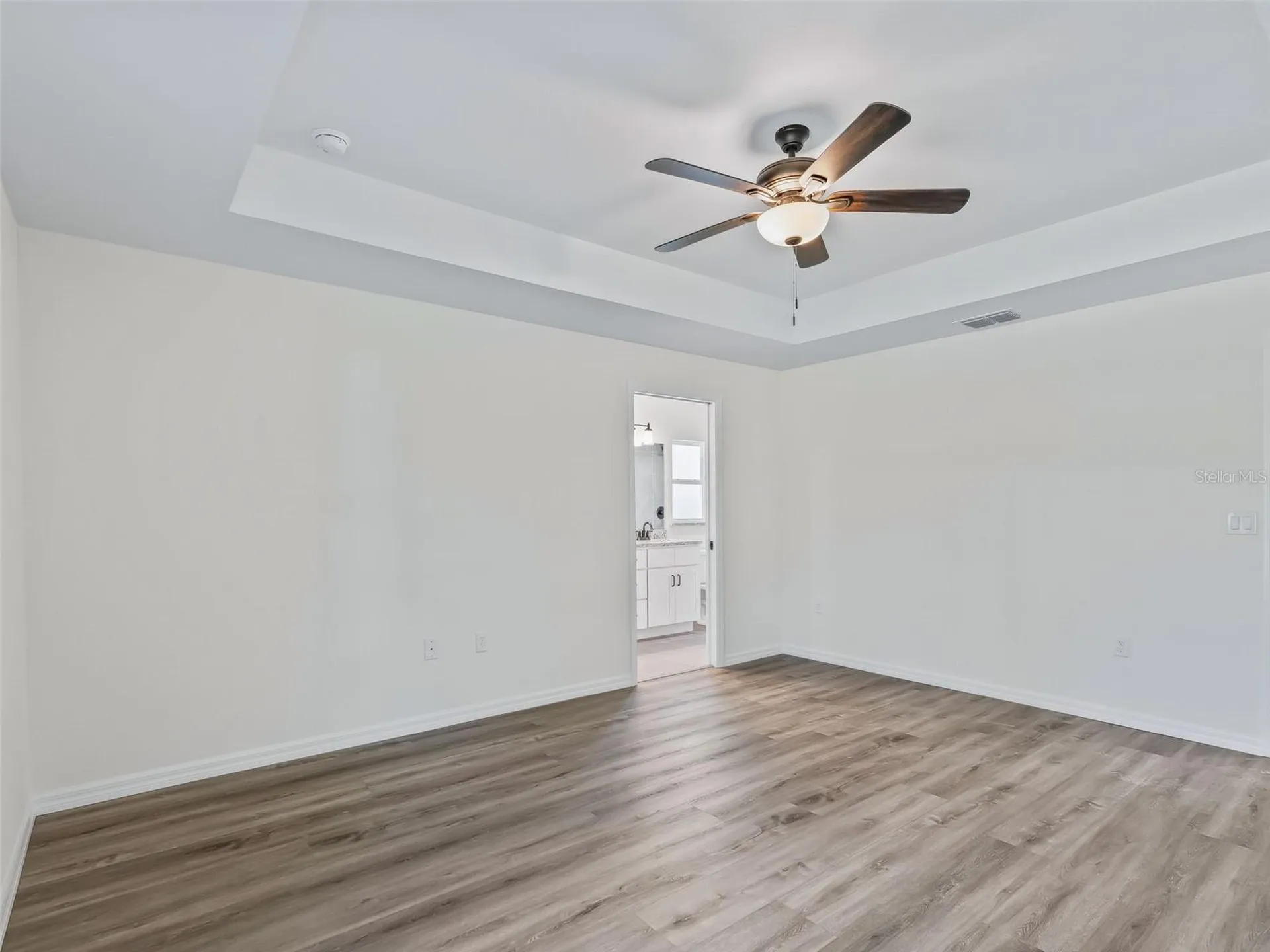 118 Bay Drive Ocklawaha FL 32179