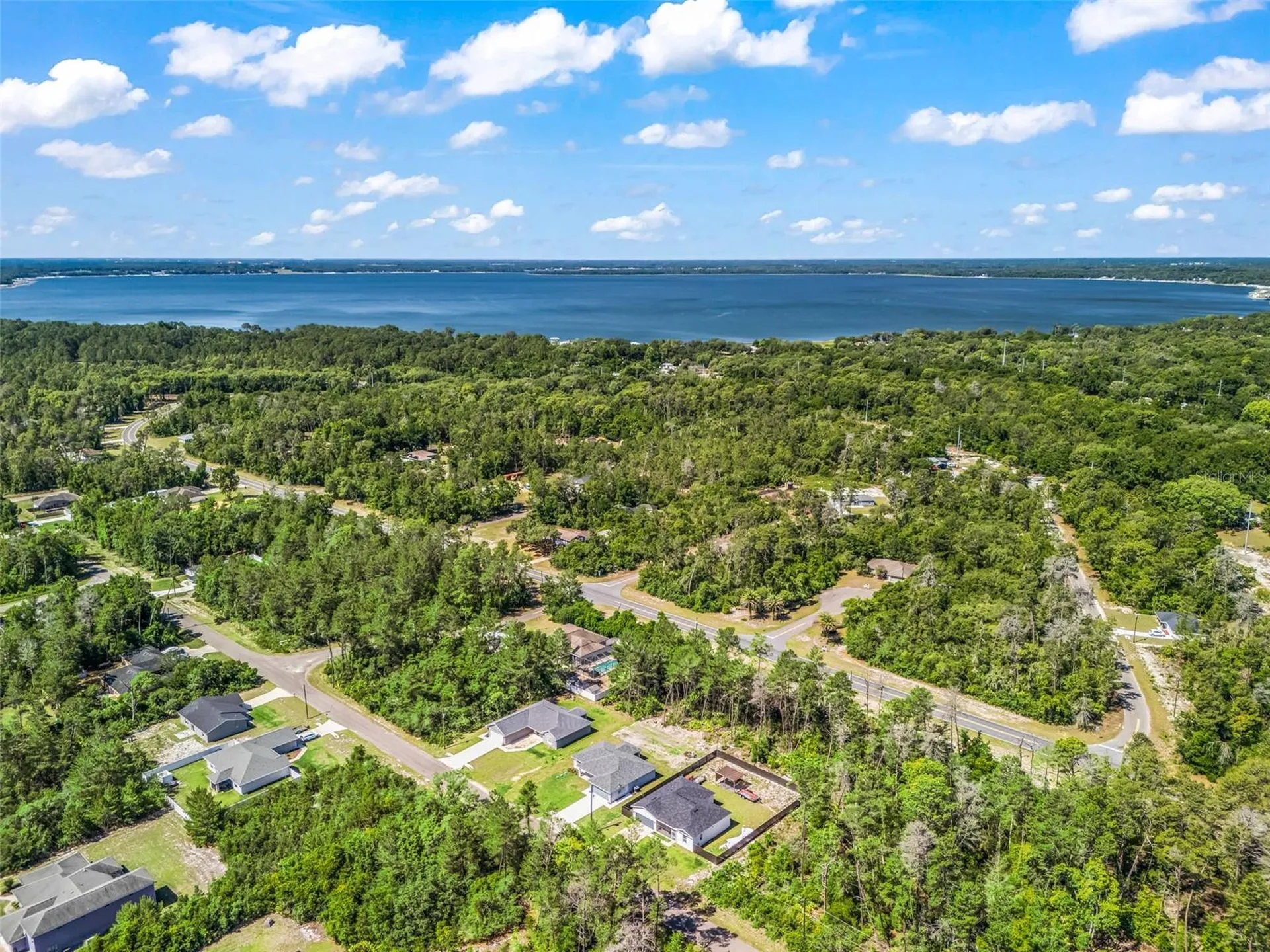 118 Bay Drive Ocklawaha FL 32179