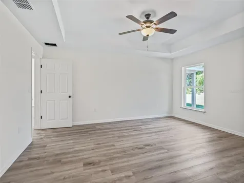 118 Bay Drive Ocklawaha FL 32179