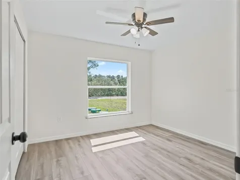 118 Bay Drive Ocklawaha FL 32179