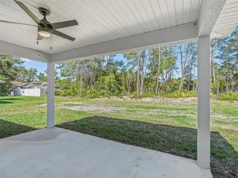118 Bay Drive Ocklawaha FL 32179