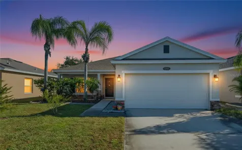 5345 Oak Breeze Avenue Port Orange FL 32128