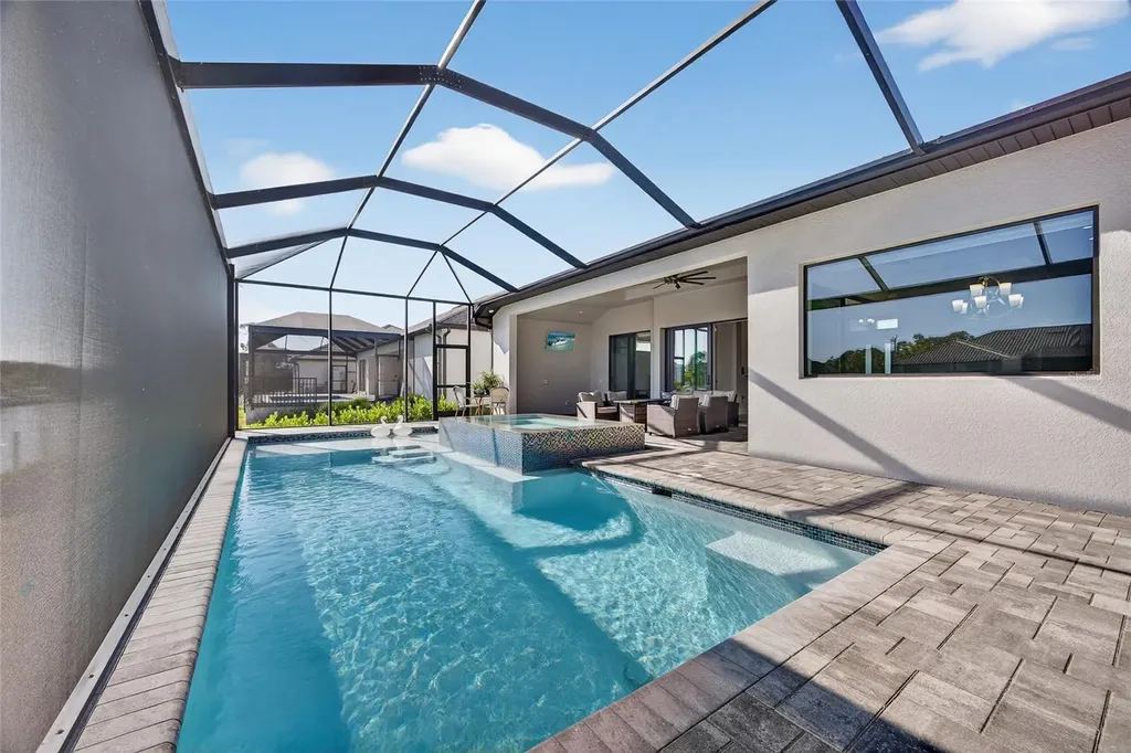 2817 NW 41st Avenue Cape Coral FL 33993