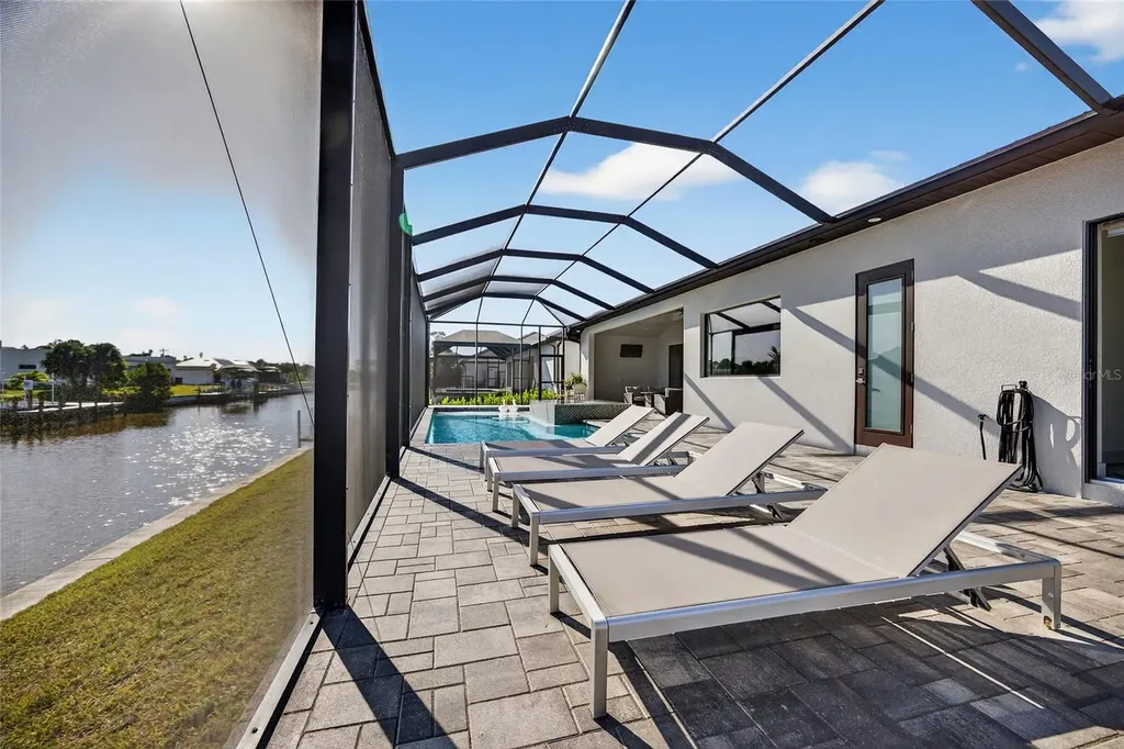 2817 NW 41st Avenue Cape Coral FL 33993