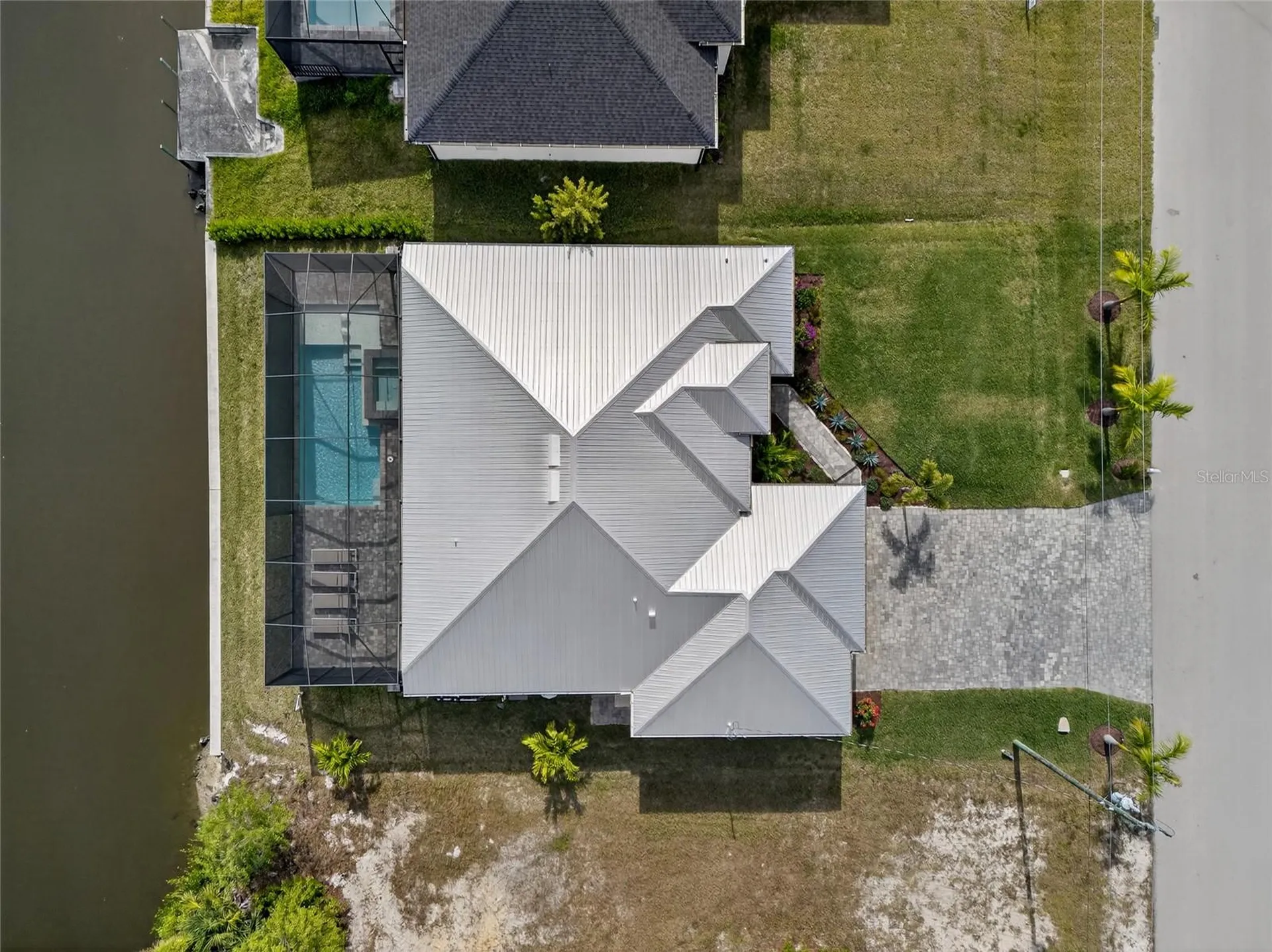 2817 NW 41st Avenue Cape Coral FL 33993