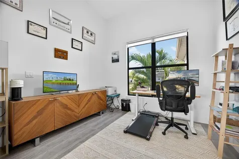 2817 NW 41st Avenue Cape Coral FL 33993