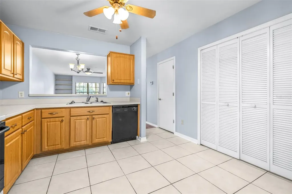 5100 Burchette Road Tampa FL 33647