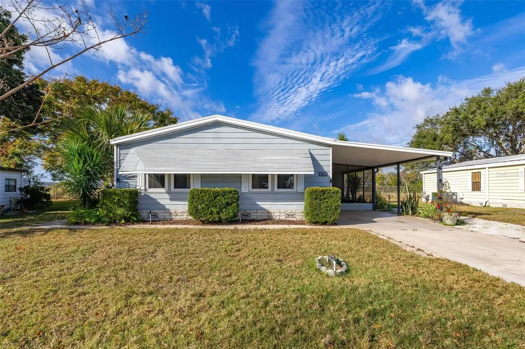 2118 Canopy Circle Zellwood FL 32798