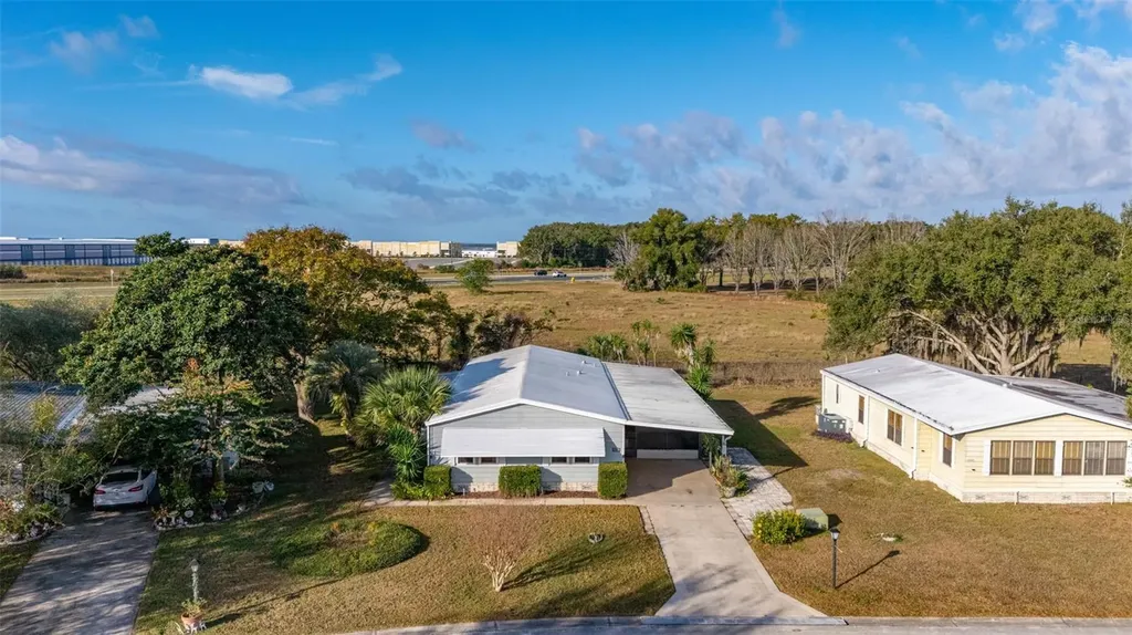 2118 Canopy Circle Zellwood FL 32798