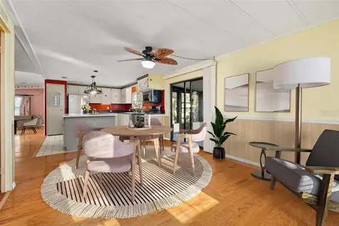 2118 Canopy Circle Zellwood FL 32798