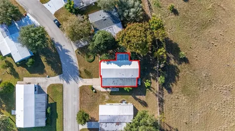 2118 Canopy Circle Zellwood FL 32798