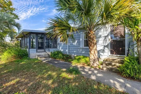 2118 Canopy Circle Zellwood FL 32798