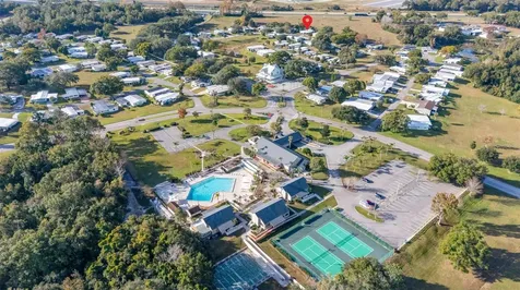 2118 Canopy Circle Zellwood FL 32798