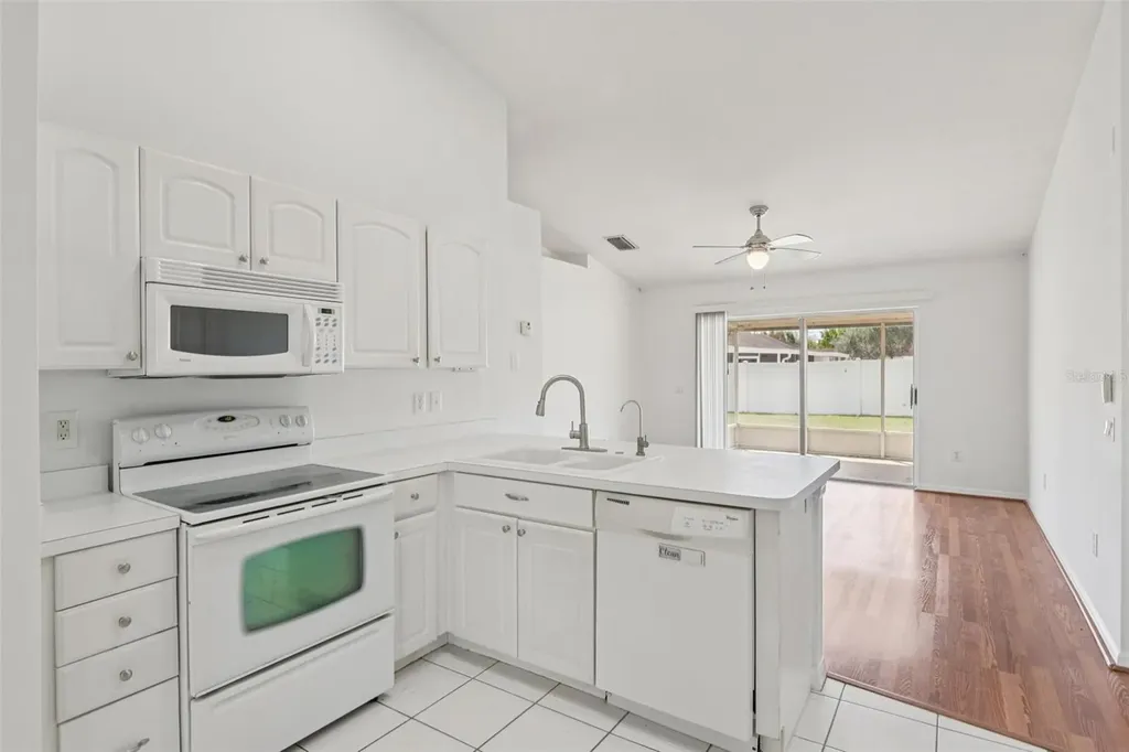 8816 Sea Island Way Tampa FL 33635