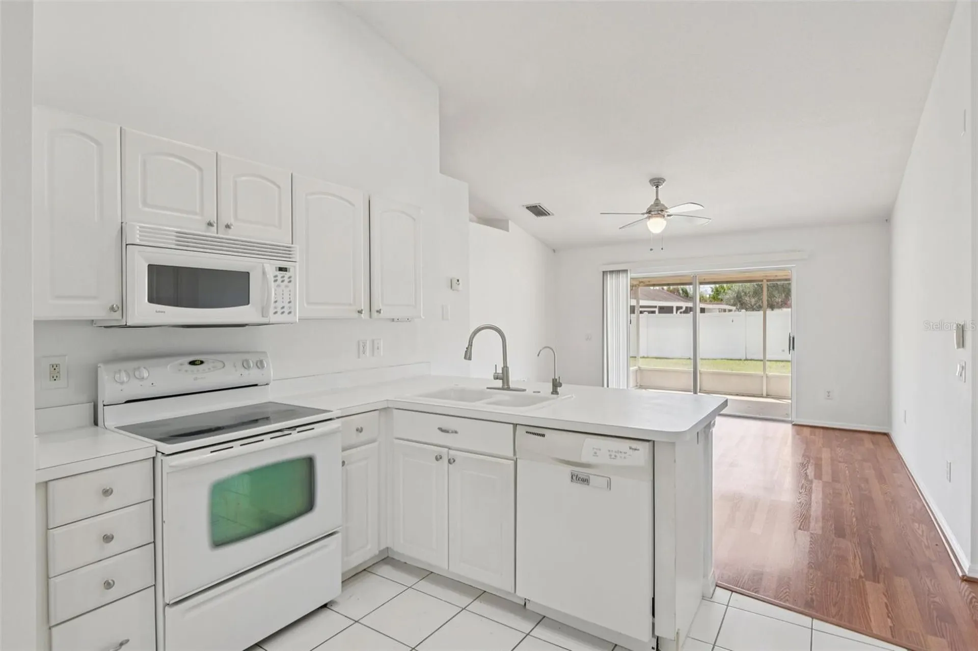 8816 Sea Island Way Tampa FL 33635