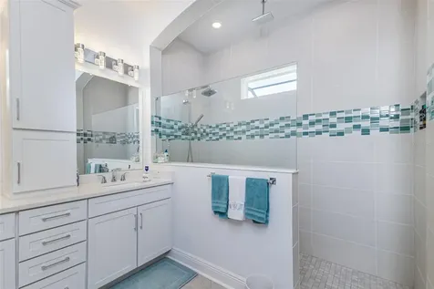 5330 Silver Sun Drive Apollo Beach FL 33572