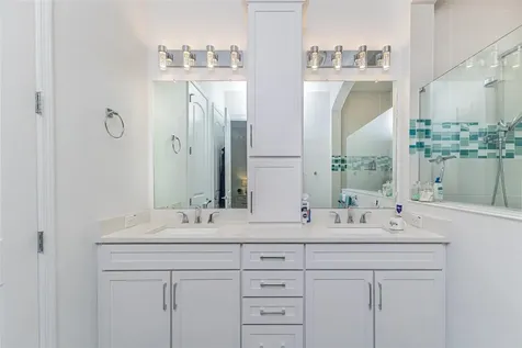 5330 Silver Sun Drive Apollo Beach FL 33572