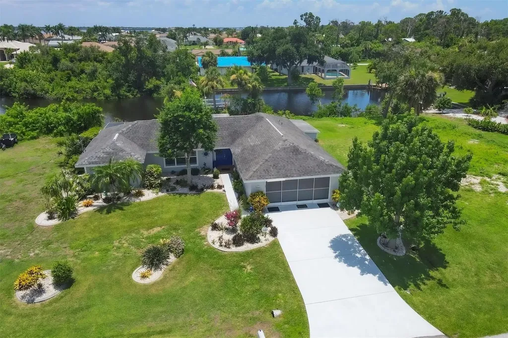 2516 Dixon Terrace Port Charlotte FL 33981