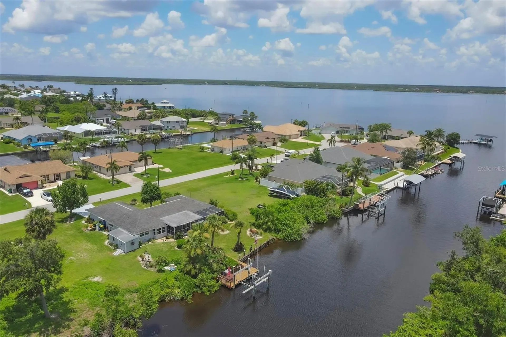 2516 Dixon Terrace Port Charlotte FL 33981