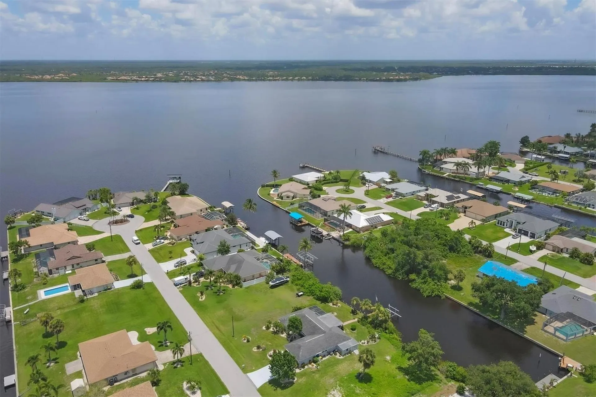 2516 Dixon Terrace Port Charlotte FL 33981