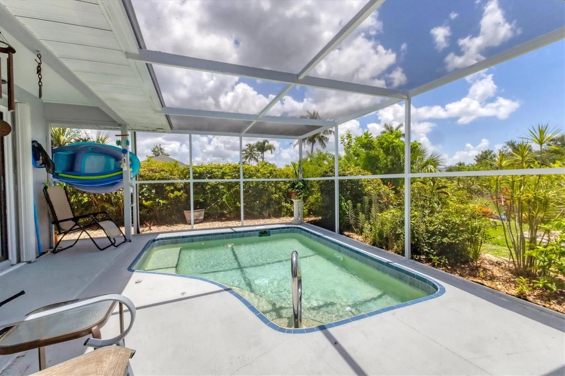 2516 Dixon Terrace Port Charlotte FL 33981