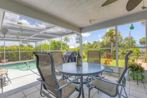 2516 Dixon Terrace Port Charlotte FL 33981