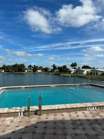 204 52nd Avenue Plaza E Bradenton FL 34203